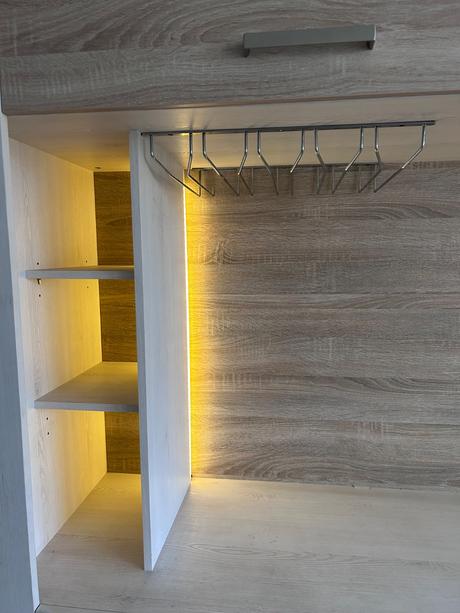 Obývacia stena , stolík, 