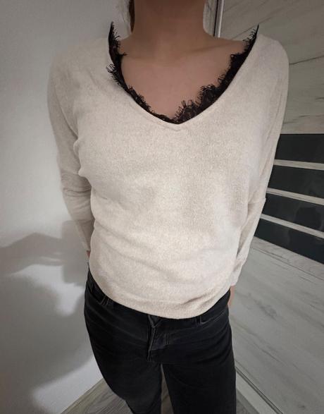 Svetrík reserved, reserved,xs