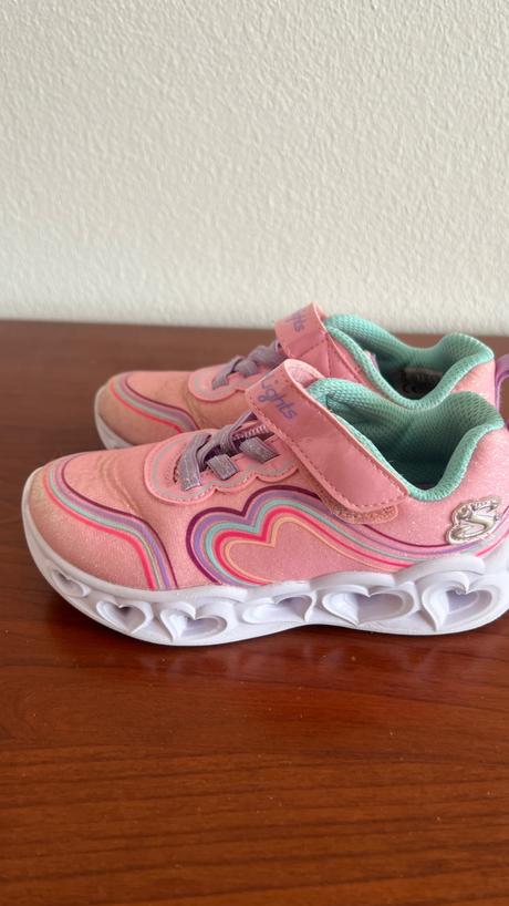 Dievcenske botasky, skechers,26