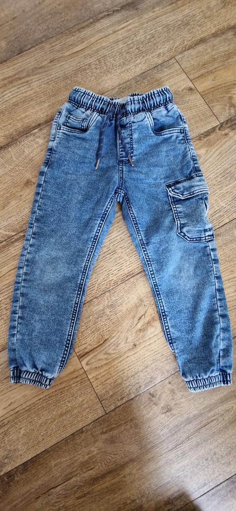 Kvalitne jogery, reserved,116