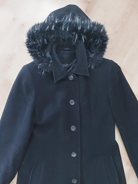 Teplučký kabát, s