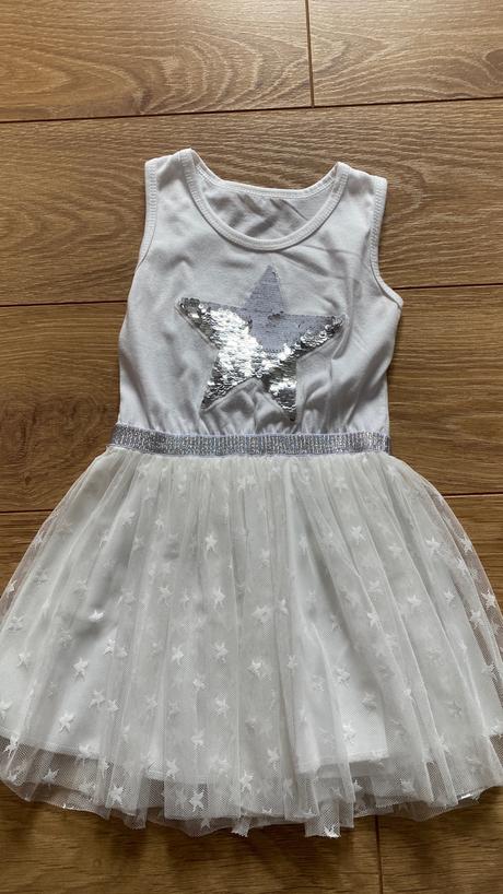 Saty s meniacou hviezdou 104, 104