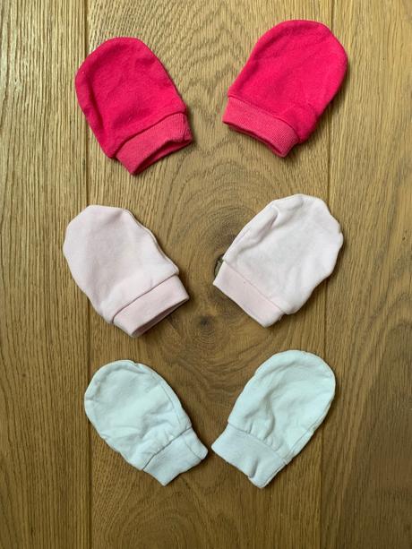 Kojenecké rukavičky - 3 páry, c&a,50