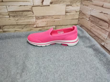 Skechers 37 - dámske ružové našuchovačky, skechers,37