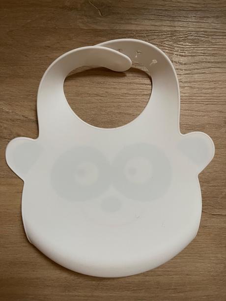 Silikónový podbradník panda,