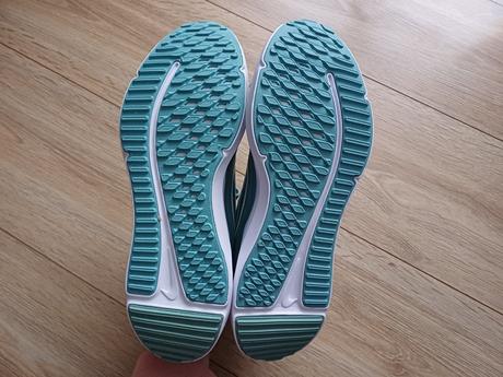 Bežecké tenisky, nike,37