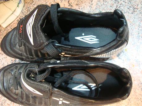 Umbro kopacky, 35