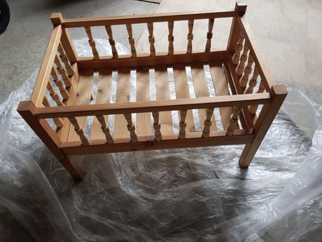 Postielka pre bábiky, 