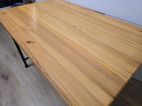 Stôl masív, 