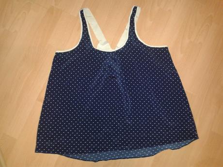 Bodkovany top, atmosphere,44