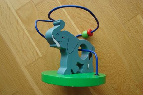 Drevená motorická hračka,