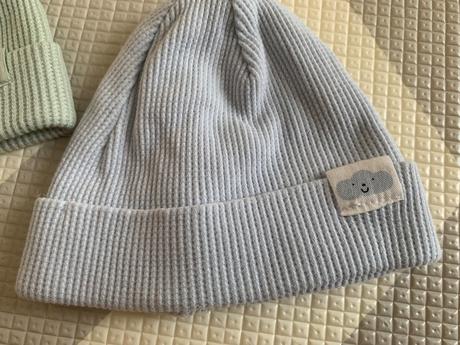 Set 2 ks bavlnených dojčenských čiapok beanie, reserved,<50