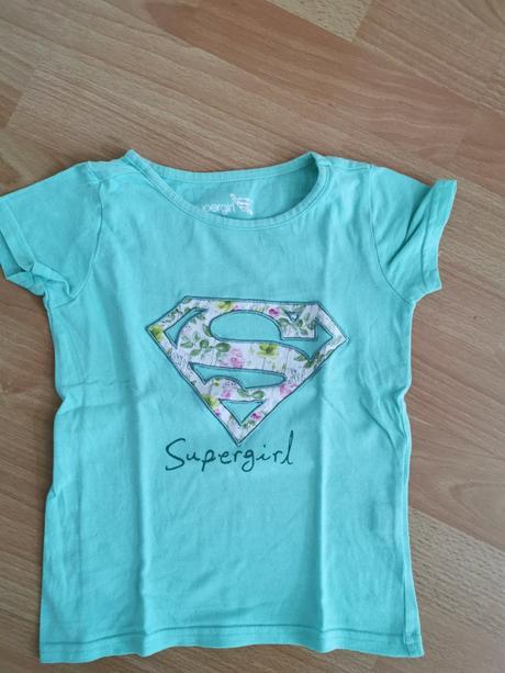 Tricko reserved, reserved,98