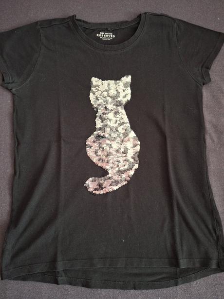 Dievčenské tričká., 152