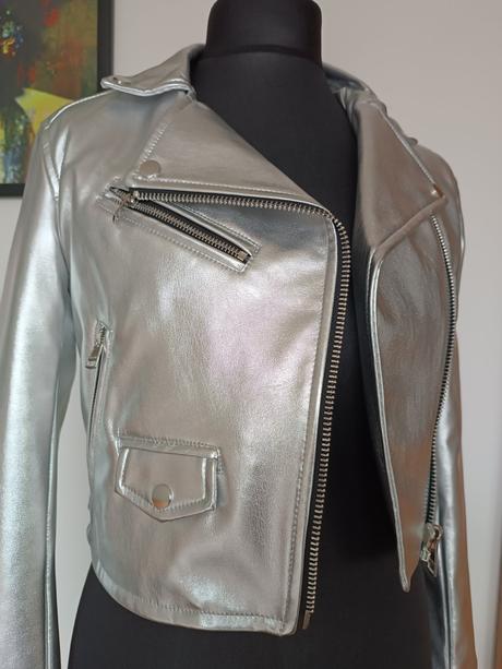 Strieborná bunda, bershka,s