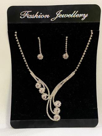 Dámske doplnky/ bižutéria, 