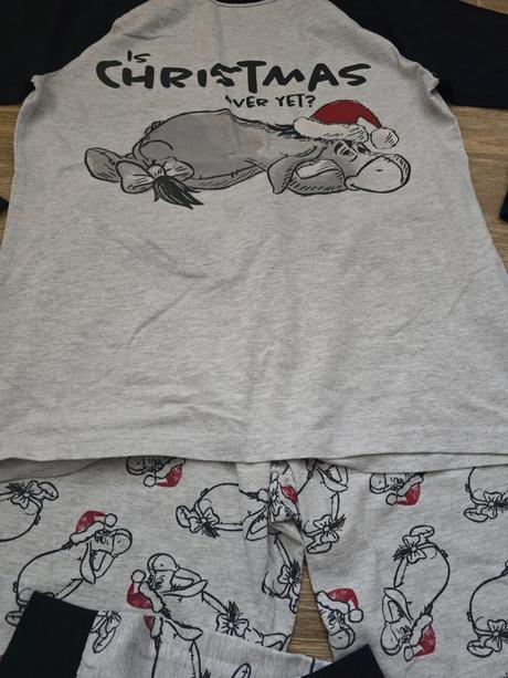 Pyžamo č.146-152, disney,146