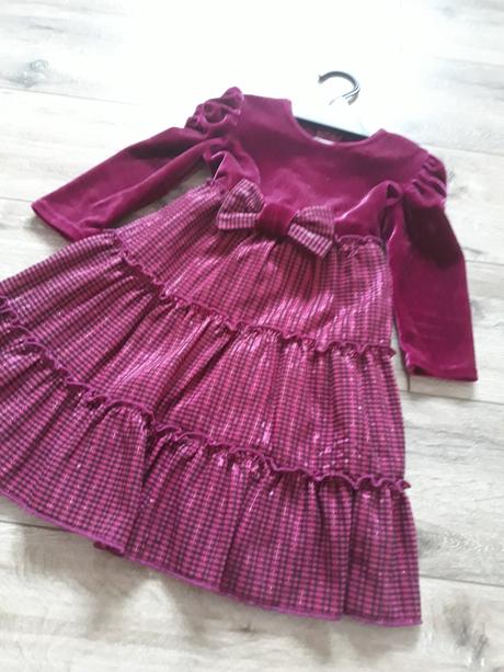 Saténove šatičky, 92