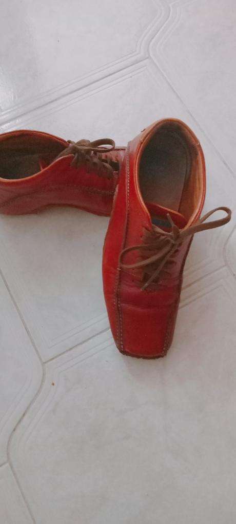 Kožené topánky, baťa,39