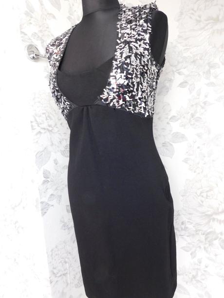 Luxusne pekne saty, 38