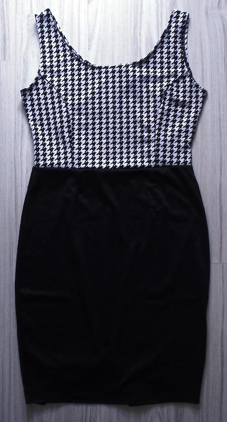 Peekaboo čierno-biele vzorované šaty + crop top, 38 - xl