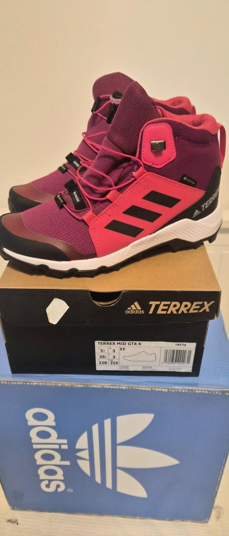Zimná obuv goratex, adidas,35