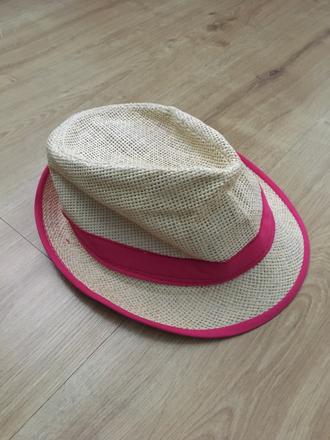 Slamený klobúk,