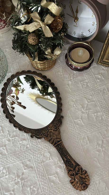 Elegantné vintage zrkadlo do ruky, 