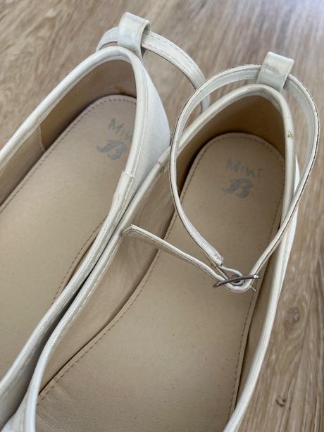 Poltopánky slávnostné, baťa,37