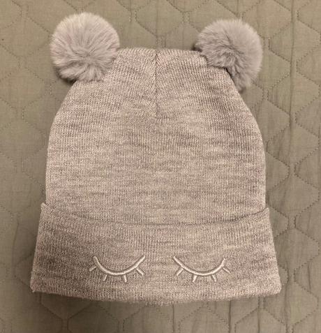Ciapka s ockami a brmbolcami, h&m,134