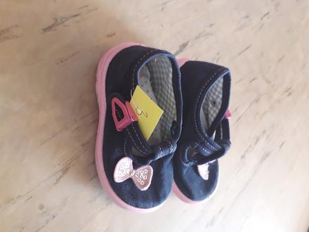 Papucky, nazo,20