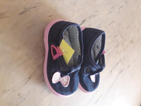 Papucky, nazo,20