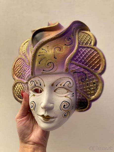 Maska z malorcy, 