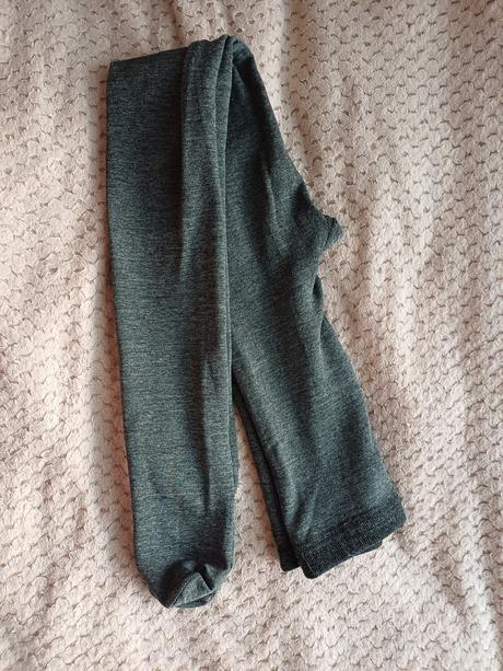 4ks silonkové pančuchy a 1ks zateplené pančuchy, l