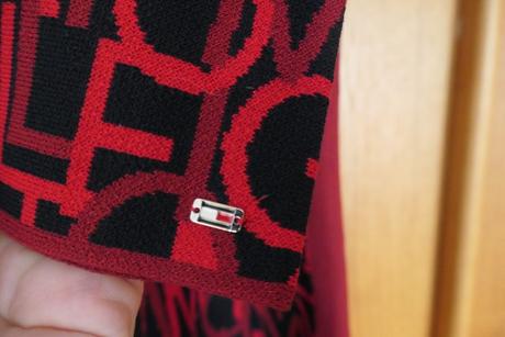 Tommy hilfiger icon cerveno cierne saty vel. l, tommy hilfiger,l