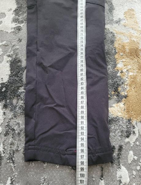 Dámske turisticke nohavice 2v1, decathlon,s