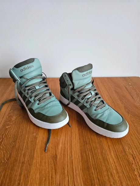 Minimálne nosené veľkosť 45 1/3, adidas,45