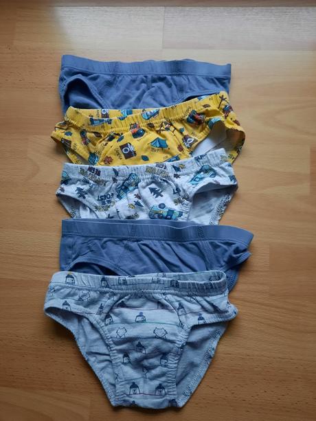 Chlapčenské slipy, 110