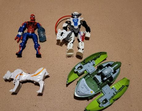 Malé hračky - figúrky, 