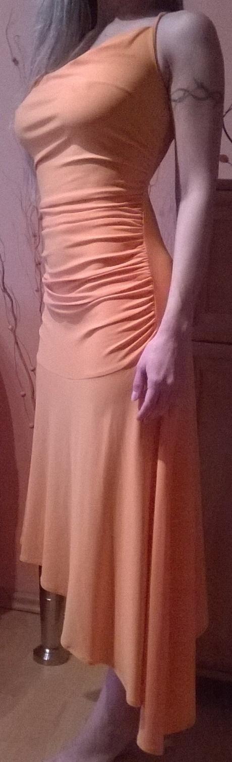 Spoločenské šaty, m