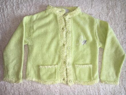 Zelený svetrík, 104