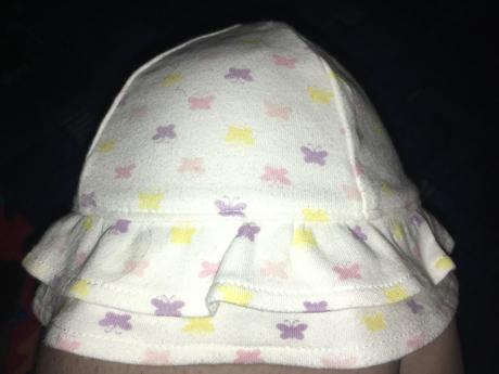 Klobúčiky na leto s motýlikom, pásikavý, 9 ks, rada,74