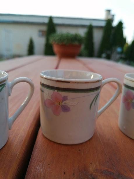 Šálky na kávu 8cl,