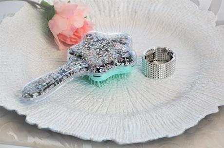 Kefa na vlasy+gumička,