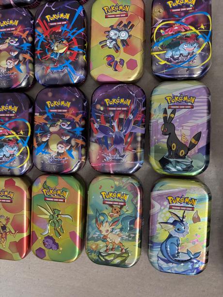 Pokémon karty+krabička, 