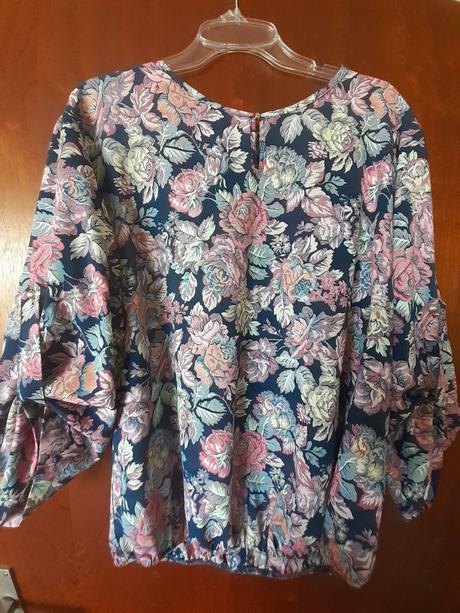 Dámska blúzka veľkosť 48, 48