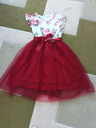 Dievčenské šaty, 140