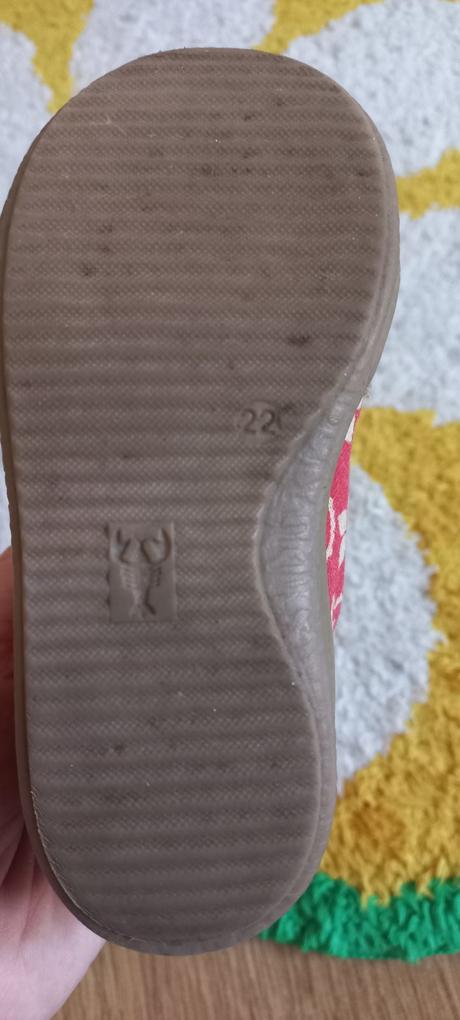 Rak topanky 22, rak,22