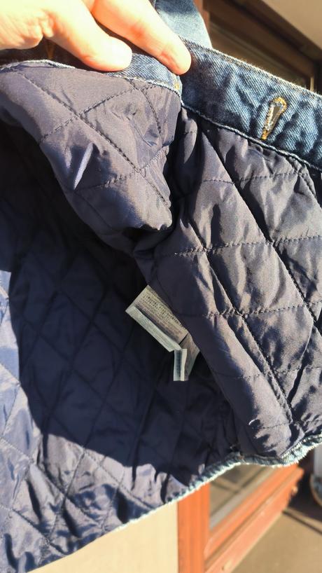 Riflova mierne zateplená bunda, zara,140