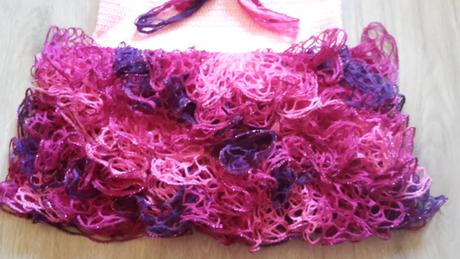 Háčkovaná volánová sukňa, 104